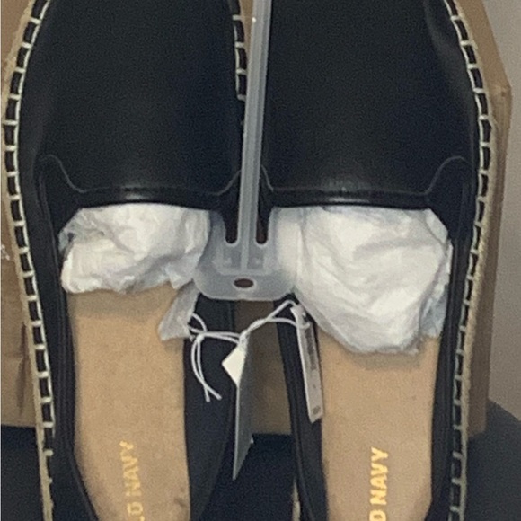 Old navy woman’s shoes size 10 NWT Black - Picture 9 of 10